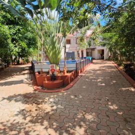 Helios Villa, hotel in Auroville