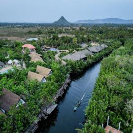 RiverTree Villa & Resort, hotel i Kampot
