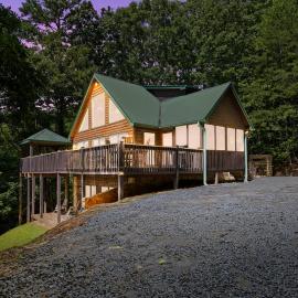 Mountain Views-Hot Tub-Games-Pool & Foosball
