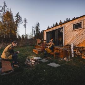 Tiny Glamp - Kontejner Šikmina, hotel in Dolní Moravice