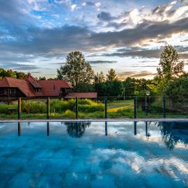 Szarvaskút Vendégházak, hotel em Zirc