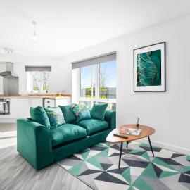Stylish 2 Bed Apartment - Off-Street Parking - High Speed Wifi - Netflix 56C, Hotel in Sleightholme