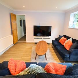 Spacious 5-Bedroom Home with Large Garden in Egham