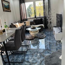 Saphierblue Appartment, hotelli kohteessa Wurzen