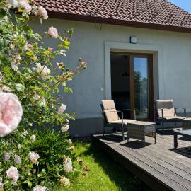 Apartmány u řeky Nežárky, hotel i Lásenice