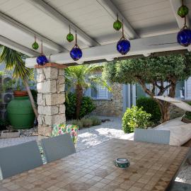 Hibiscus B&B
