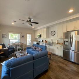 2Bed2Bath with Creek and Open Spaces, hótel í Durango
