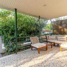 Erato - Cozy Garden Home in Artemida