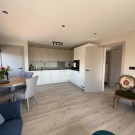 10 mins to Heathrow & 35 mins to LON Waterloo, hotel a Staines upon Thames