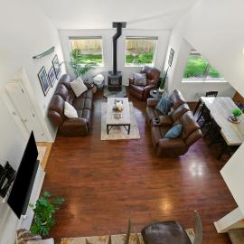 Coastal Place - BEST location in Downtown!