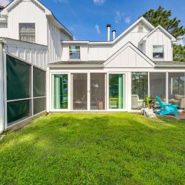 Family Retreat w/ Pool, Hot Tub & Near Fenwick!, hotel en Selbyville