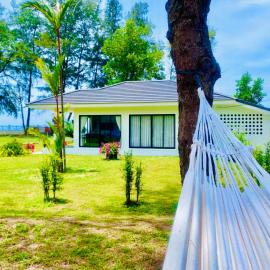 Fueng Fah Villa Sea Views, hotel v destinaci Nakhon Si Thammarat