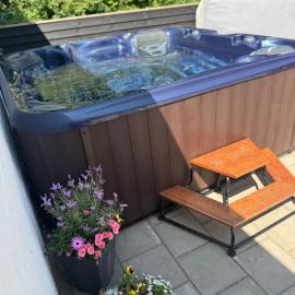 House 30 minutes from Rømø with outdoor spa, hotel v destinaci Løgumkloster