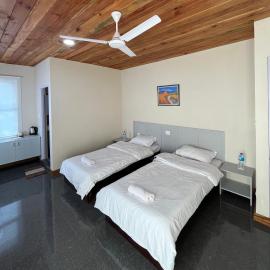 Providence Guest House, Hotel in Churāchāndpur