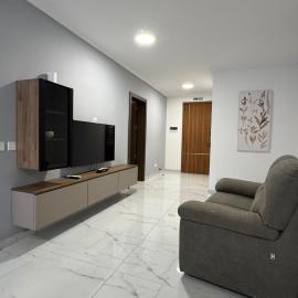 Family 2BR Apartment in Fgura - by HostMT: Taʼ Penza şehrinde bir otel