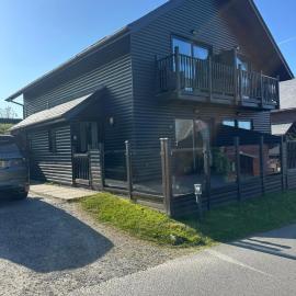 5A Retallack Resort & Spa، فندق في سانت كولوم ميجُر