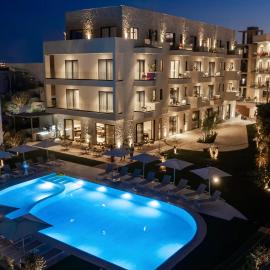 Sondor Hotel, hotell i Ksamil