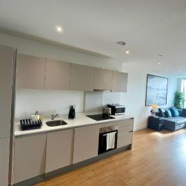 Bracknell Stylish Two Bedroom Apartment
