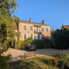 Beautiful 18th Century Whole Manor House with Sole Use Private Pool