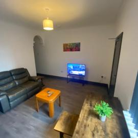 Gracia Guest House, hotel sa Stoke on Trent