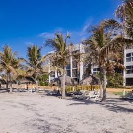 Sanctuary by Playa Caracol Resorts، فندق في بونتا شامي