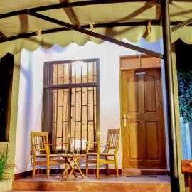 Given House، فندق في Tuvaila