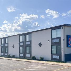 Motel 6 Rockford, IL – RFD Airport, ξενοδοχείο σε Ρόκφορντ
