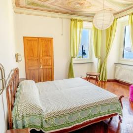 4 beds-sea view with private garage