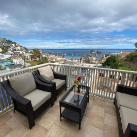 Catalina Two Bedroom View Home, hotel en Avalon