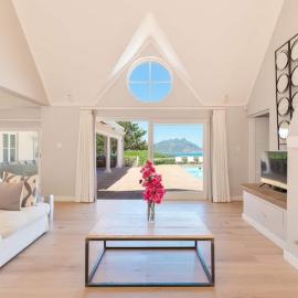 Sublime five bed property in glorious setting