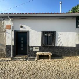 Casa ASCARIUS, Hotel in Escarigo
