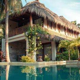 Villa Gato Surf Houses grande 4-6 personas, Starlink, AC, alberca, 50 m del spot La Saladita, hotel u gradu 'La Salada'