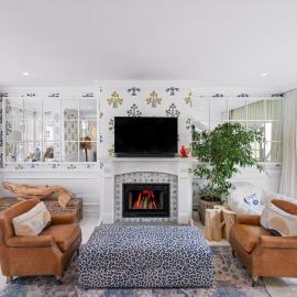 Modern Coastal Townhouse at The Majestic، فندق في كالكباي