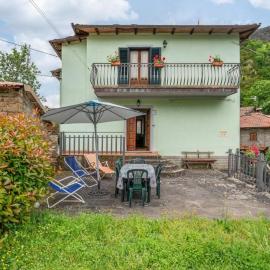 Casa con giardino da Toni