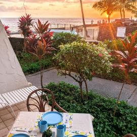 Oceanfront Casa de Emdeko Ground-Floor Condo