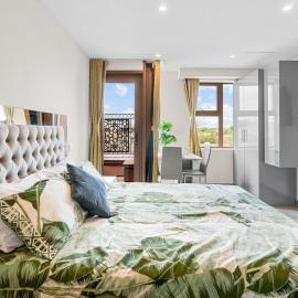 Modern Studio with Balcony Godino Hotel Ilford
