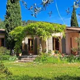 Maison Aksel, hotel in Beaumes-de-Venise