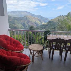 Rock Paradise Homestay, hotel di Ella