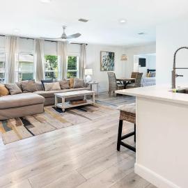 The Retreat at Santa Rosa Beach Bungalow C, hotel in Destin