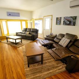 3BR with king beds near Auke Bay & Glacier, khách sạn ở Mendenhaven