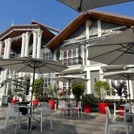 YKC Hotels & Resorts, hotel i Bāghdogra