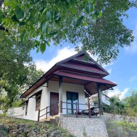 Bara Cabana Hotel, hotel u gradu Bira