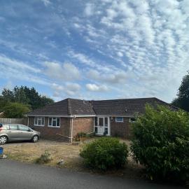 Spacious Village Retreat Near Brighton, hotel in Hassocks