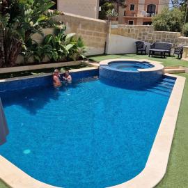 Villa Xemxija, hotel di Xlendi