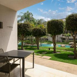 Dusit Thani LakeView Cairo, hotel no Cairo