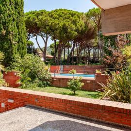 Villa with pool 150m from the sea in Punta Ala, hotel sa Punta Ala