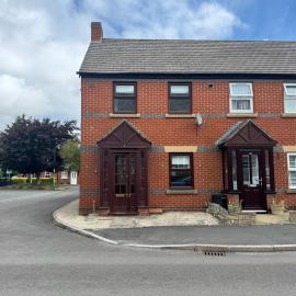 2 bed house, walking distance Shrewsbury centre