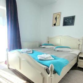 Happy Holiday Apartments, hotel v destinácii Predeal