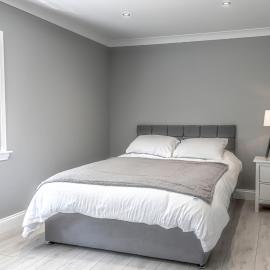 1 Bed Cottage-Sleeps 2-Parking-Pets-Hot Tub