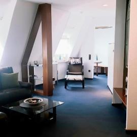 Ferienwohnung Niesner Mitten in Sterkrade Oberhausen nah am Westfield Centro, hotel in Oberhausen